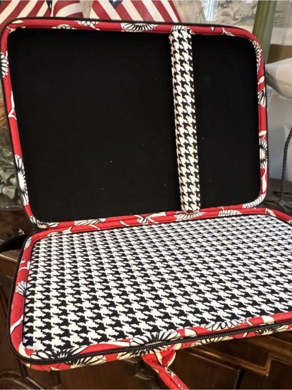 Vera Bradley Red Floral Quilted Laptop Bag with Black & White Accents